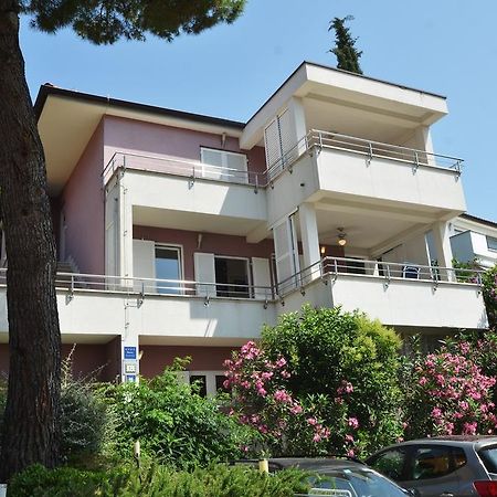 Apartment Borik Alma ロヴィニ エクステリア 写真