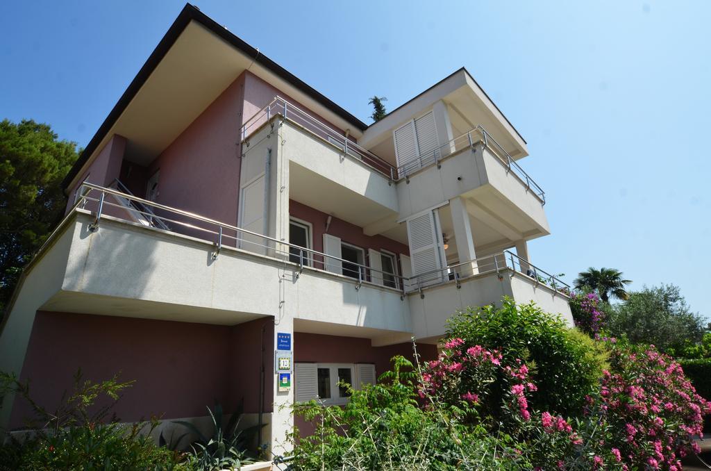 Apartment Borik Alma ロヴィニ エクステリア 写真
